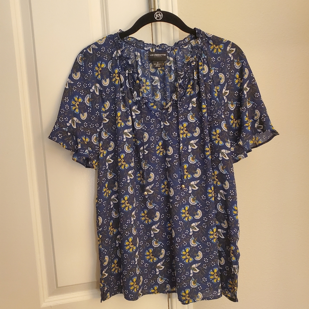Liz Claiborne navy blue, paisley tailored blouse in medium